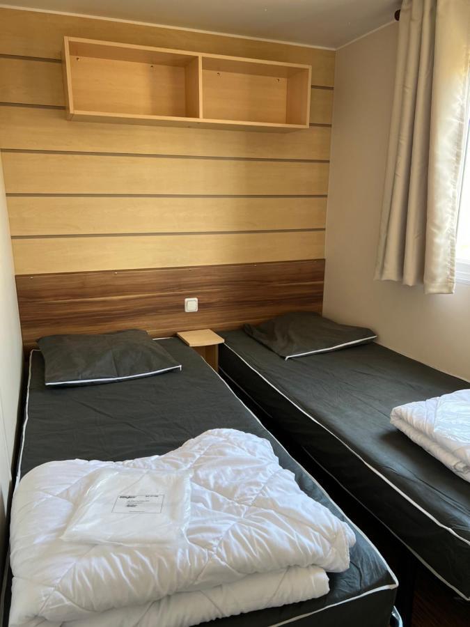 Mobilhome 4 Ca61 비아스 외부 사진